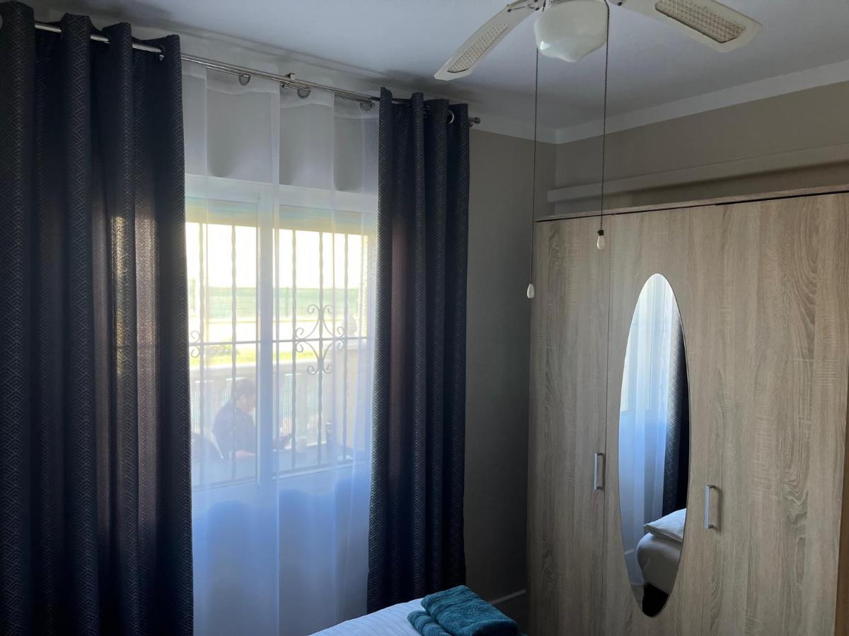 Appartement Villa-Celine Torrevieja Luaran gambar